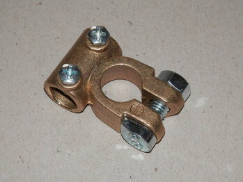 GRISONI bateriová svorka, 15,9 mm(-), upevňovací šrouby, kabel 16-35mm